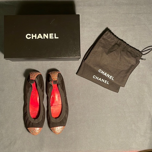 Chanel Limited Edition Glitter Ballet Flats - Picture 7 of 17